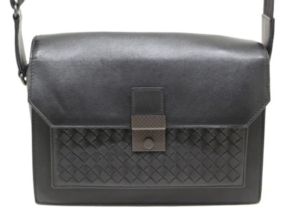 BOTTEGA VENETA Intrecciato Shoulder Bag Black Calfskin